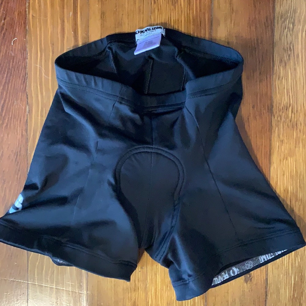 Pearl Izumi padded cycling shorts